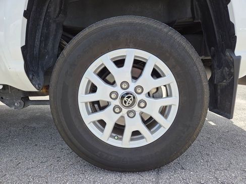 Used 2024 Toyota Tacoma SR5 RWD image 15
