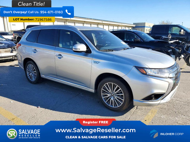 Used 2022 Mitsubishi Outlander 4WD Plug-In Hybrid image 5