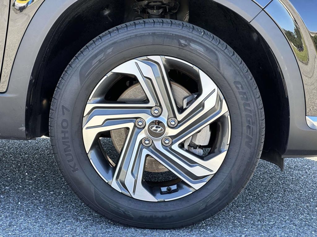 Certified 2023 Hyundai Santa Fe SEL w/ Premium Package AWD/4WD image 7