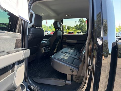 Used 2023 Ford F350 Lariat w/ Lariat Ultimate Package AWD/4WD image 23