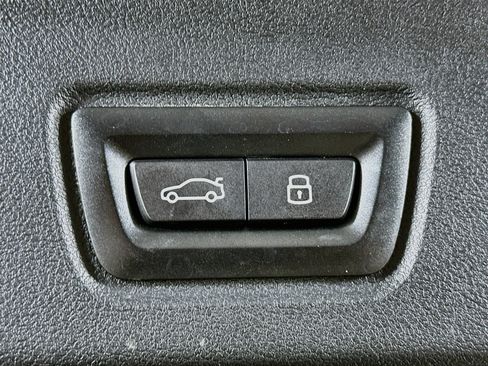 Used 2024 BMW i4 eDrive35 w/ Convenience Package RWD image 31
