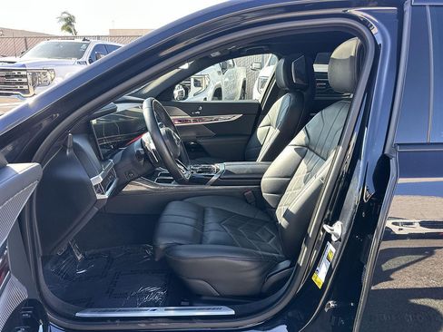 Used 2024 BMW 740i RWD image 19