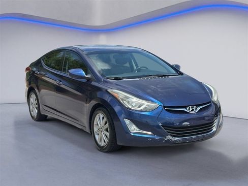 Used 2015 Hyundai Elantra SE w/ Option Group 02 FWD image 5
