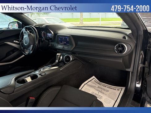 Used 2021 Chevrolet Camaro LT RWD image 15
