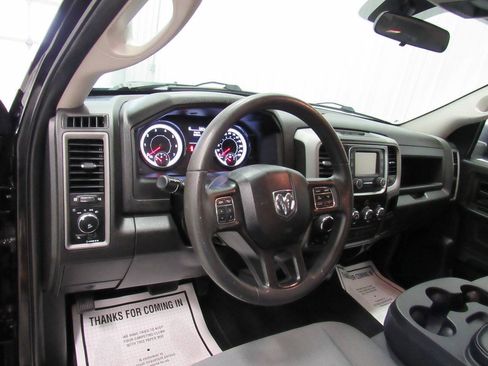 Used 2021 RAM 1500 Express AWD/4WD image 31
