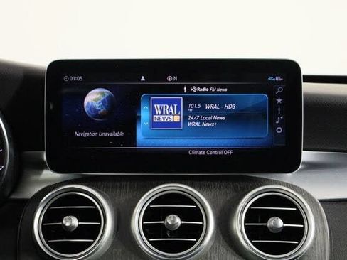 Used 2019 Mercedes-Benz C 300 Sedan image 32