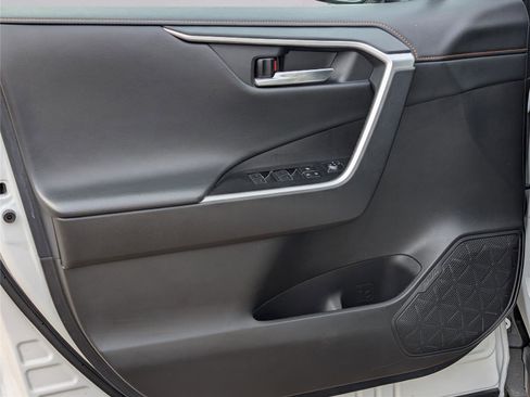 Used 2024 Toyota RAV4 Adventure image 21