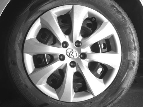 Used 2025 Toyota Corolla LE FWD image 14