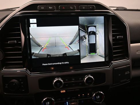 Certified 2022 Ford F250 Lariat w/ Tremor Off-Road Package image 3