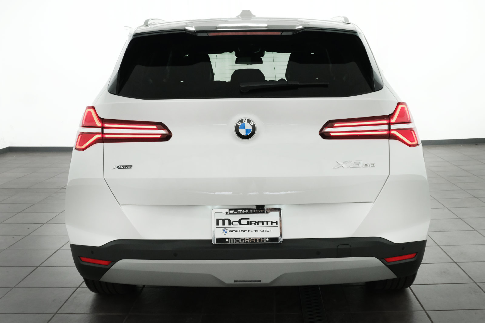 Used 2026 BMW X3 xDrive30i w/ Premium Package AWD/4WD image 4