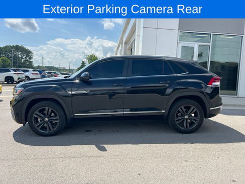 Used 2021 Volkswagen Atlas Cross Sport SE FWD image 5