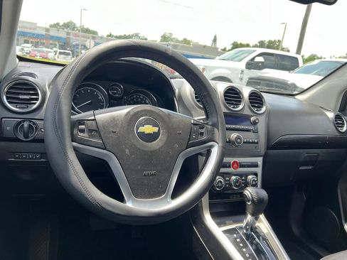 Used 2014 Chevrolet Captiva Sport LTZ FWD image 14