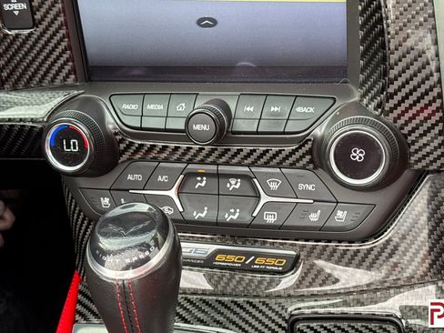 Used 2019 Chevrolet Corvette Z06 RWD image 22