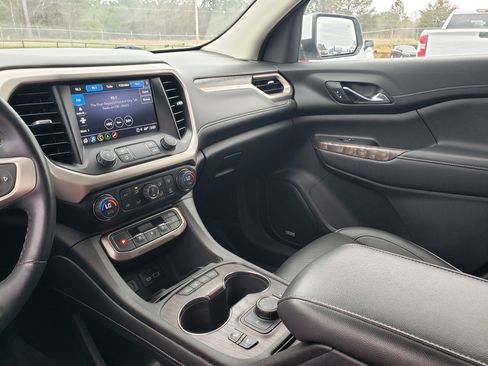 Used 2023 GMC Acadia Denali image 20