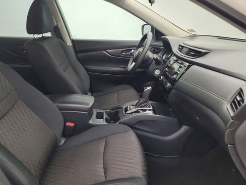 Used 2017 Nissan Rogue S FWD image 21