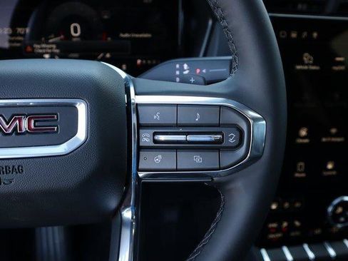 New 2026 GMC Terrain Elevation w/ Elevation Premium Package image 33