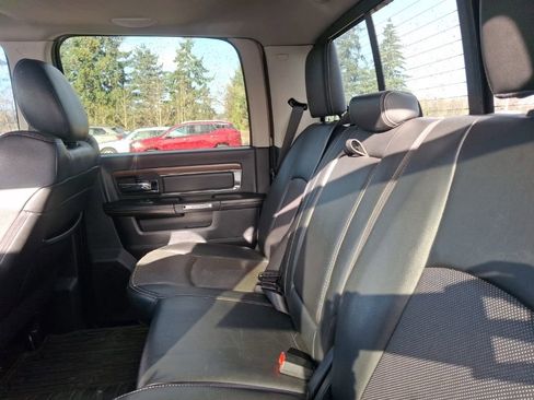 Used 2022 Toyota Highlander XLE image 12