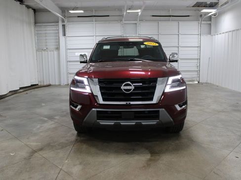 Used 2022 Nissan Armada Platinum w/ Captain's Chairs Package image 3