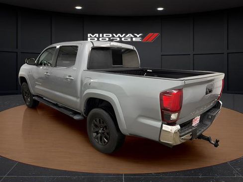 Used 2021 Toyota Tacoma SR5 RWD image 3