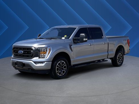 Used 2022 Ford F150 XLT w/ Equipment Group 302A High AWD/4WD image 7