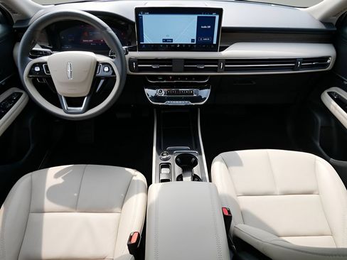 Used 2025 Lincoln Corsair Reserve FWD image 14