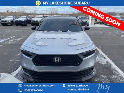 Used 2025 Honda Accord Sport image 2