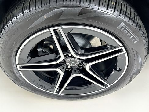 New 2026 Mercedes-Benz GLS 450 4MATIC image 35
