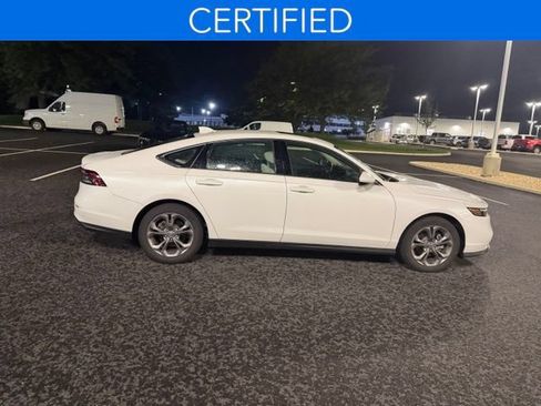 Used 2024 Honda Accord EX image 9