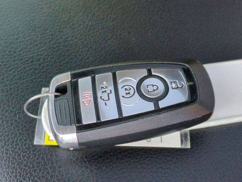 Used 2021 Ford F250 Lariat image 35