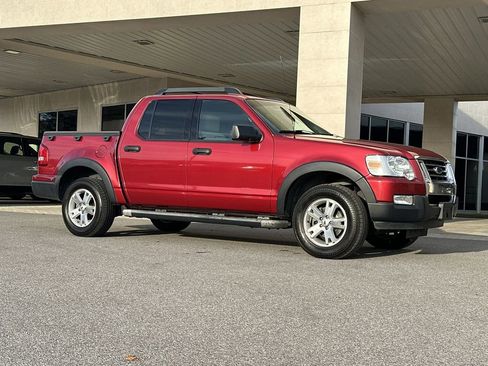 Used 2007 Ford Explorer Sport Trac XLT image 9
