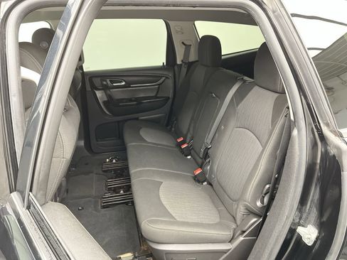 Used 2016 Chevrolet Traverse LT image 10