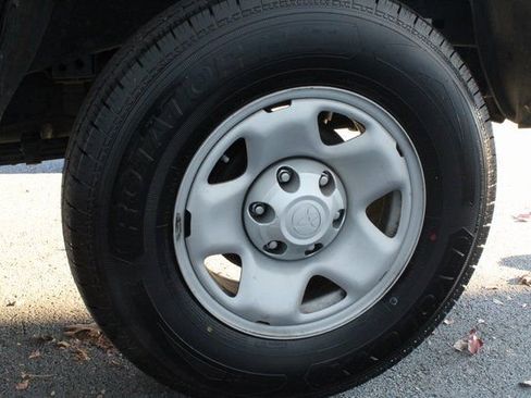 Used 2023 Toyota Tacoma SR w/ SR Convenience Package image 44