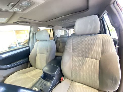 Used 2008 Toyota 4Runner SR5 AWD/4WD image 13