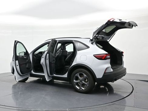 Used 2025 Ford Escape ST-Line image 23