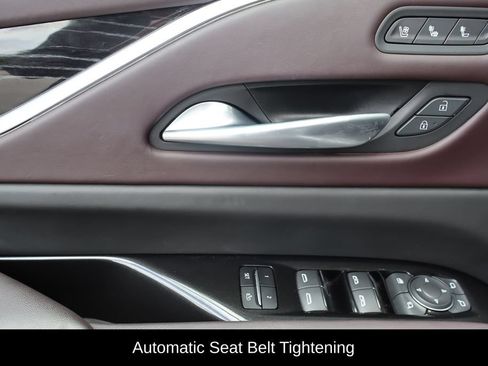 Used 2023 Cadillac Escalade V AWD/4WD image 16