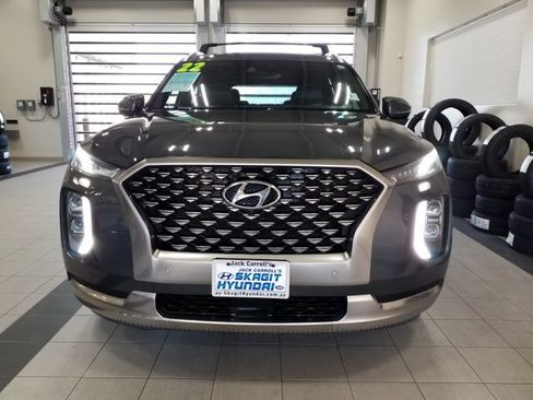 Used 2022 Hyundai Palisade Calligraphy image 17