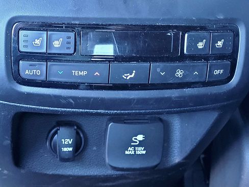Used 2022 Hyundai Palisade Calligraphy w/ Winter Package FWD image 13