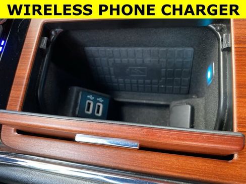 Used 2018 Lincoln Navigator Reserve w/ Technology Package image 18