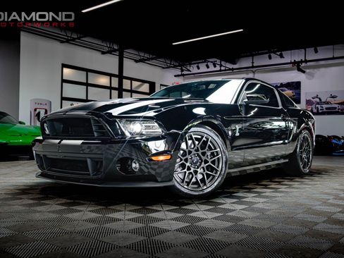 Used 2013 Ford Mustang Shelby GT500 RWD image 1