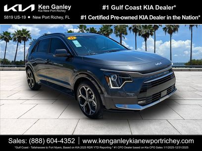 Certified 2025 Kia Niro EX Touring