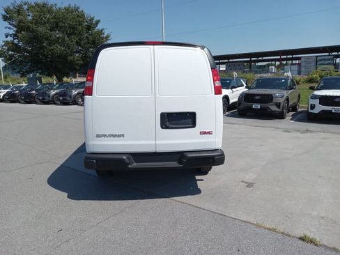 Used 2026 GMC Savana 2500 Extended w/ Driver Convenience Package RWD image 6