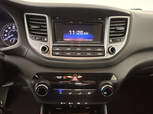Used 2018 Hyundai Tucson SE FWD image 26