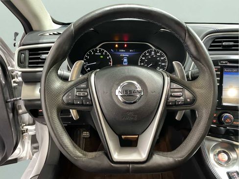 Used 2017 Nissan Maxima SR w/ Midnight Edition image 13
