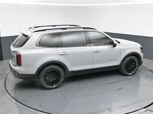 Used 2025 Kia Telluride EX X-Line image 10
