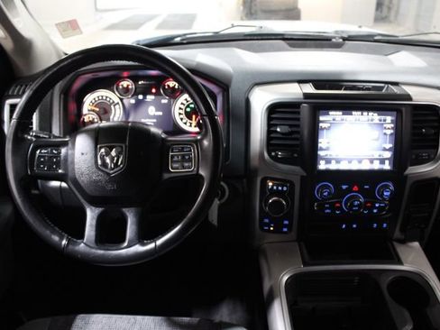 Used 2017 RAM 1500 Big Horn image 30