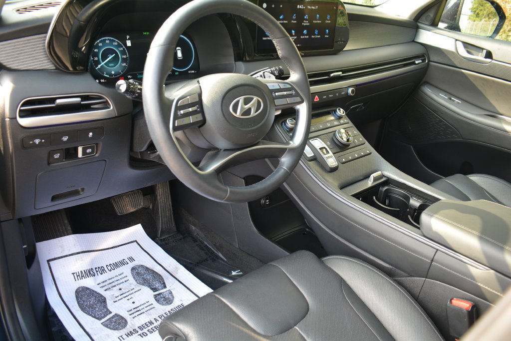 Used 2024 Hyundai Palisade Limited AWD/4WD image 12