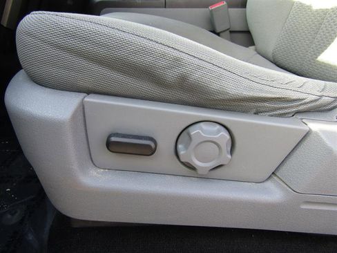 Used 2013 Ford F150 XLT w/ Mid Equipment Group image 13