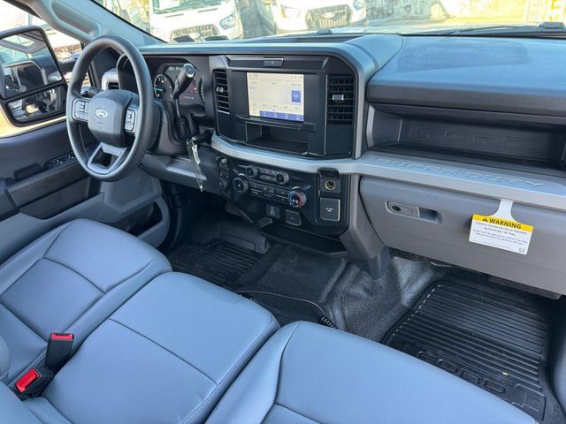 Used 2025 Ford F450 XL AWD/4WD image 19