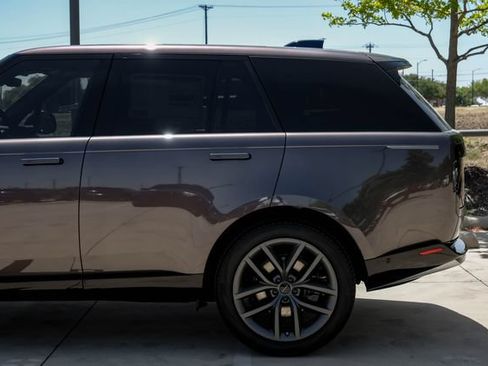 New 2026 Land Rover Range Rover SE AWD/4WD image 16