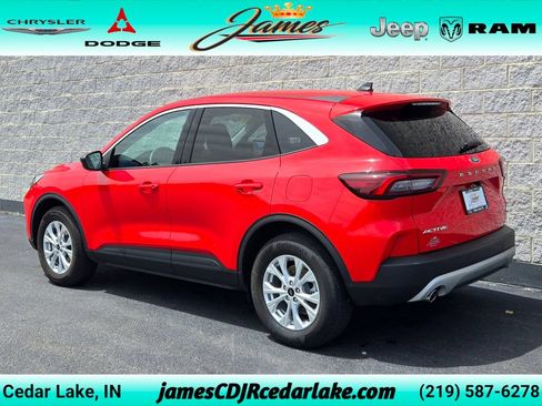 Used 2024 Ford Escape Active w/ Tech Pack #1 AWD/4WD image 3